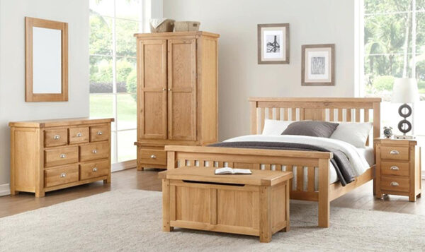 Đồ gia dụng bằng gỗ (bàn, ghế, tủ)