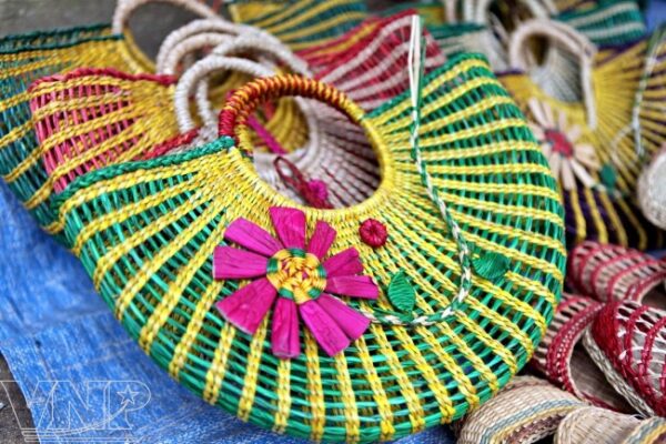 Sản phẩm từ cói, lá