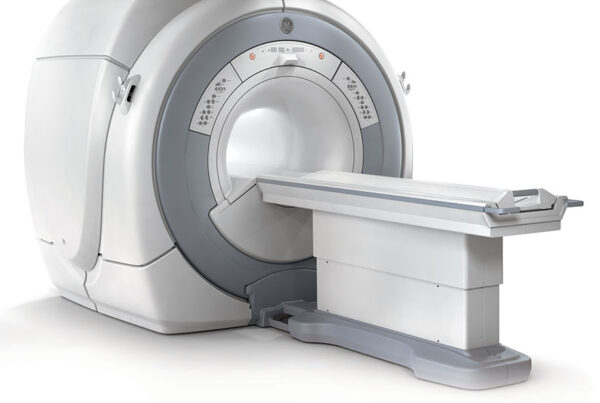 Máy MRI (Magnetic Resonance Imaging)