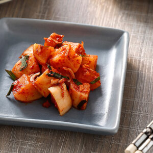 Củ cải muối kiểu Hàn (kkakdugi)